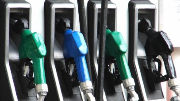 Cota obligatorie de biocarburant din benzină va scădea la 4,5% anul viitor, de la 5% în prezent